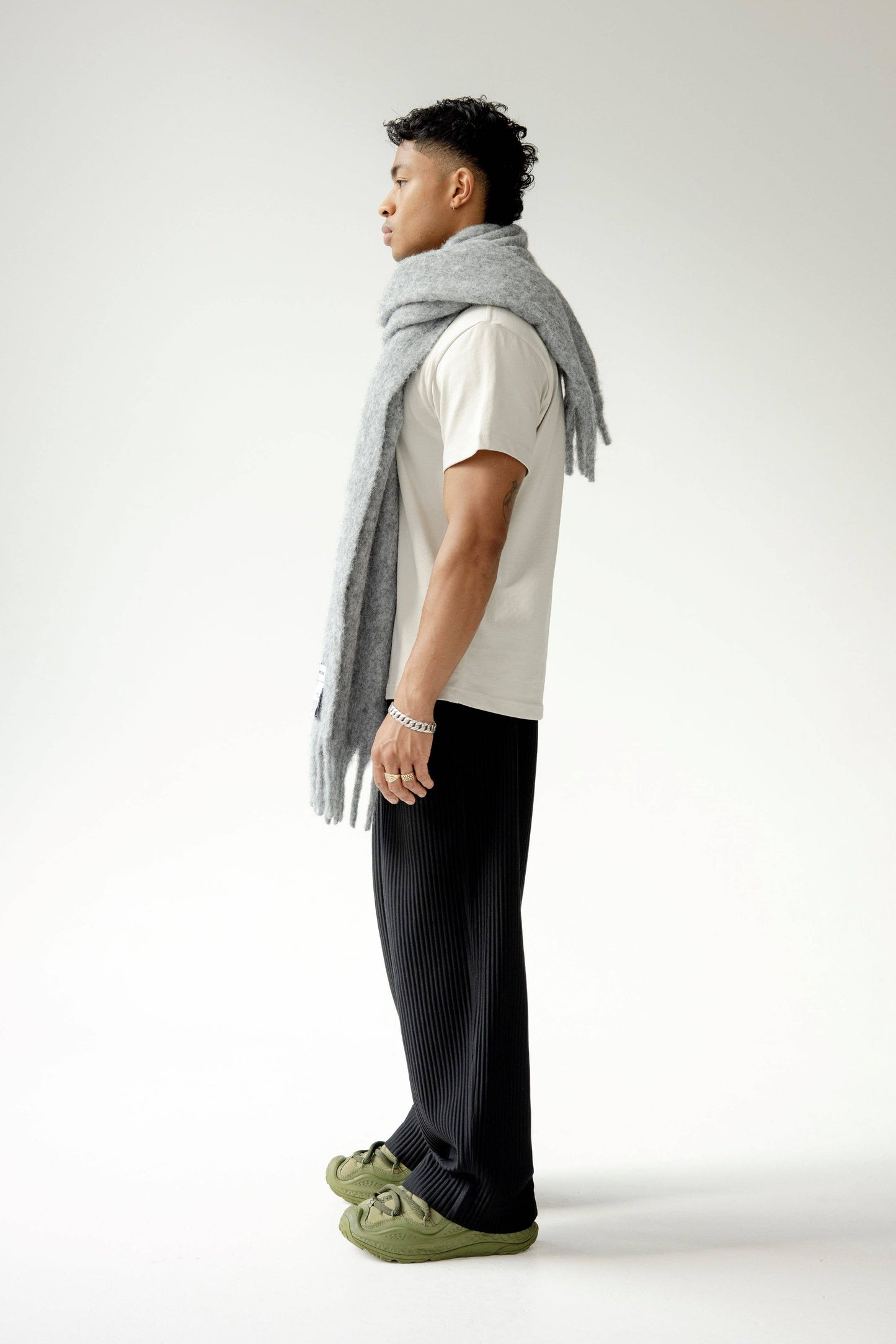 The Reykjavik Scarf with RWS Wool - Grey - AW24