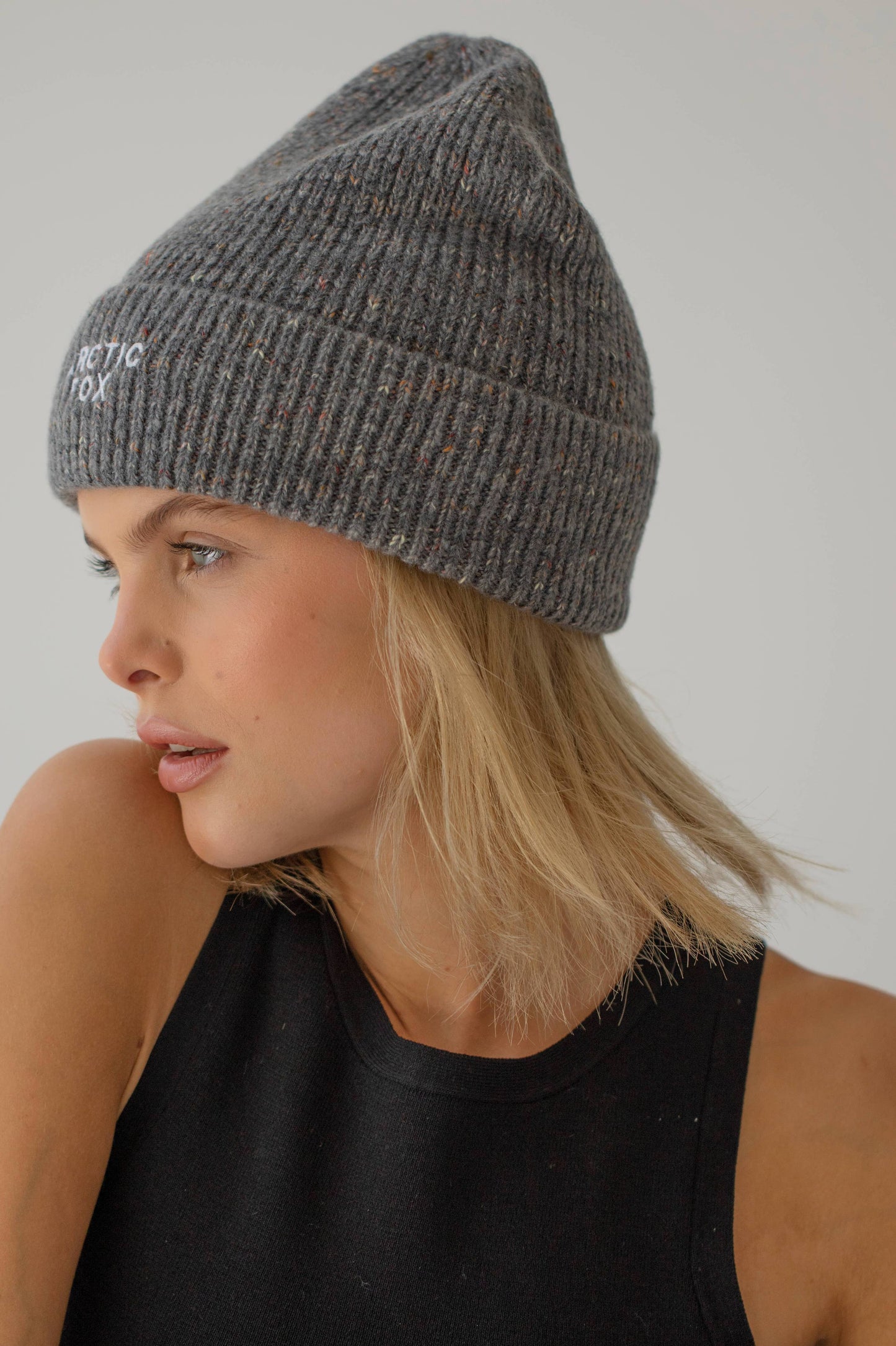 The Embroidered Beanie - Harbour Grey