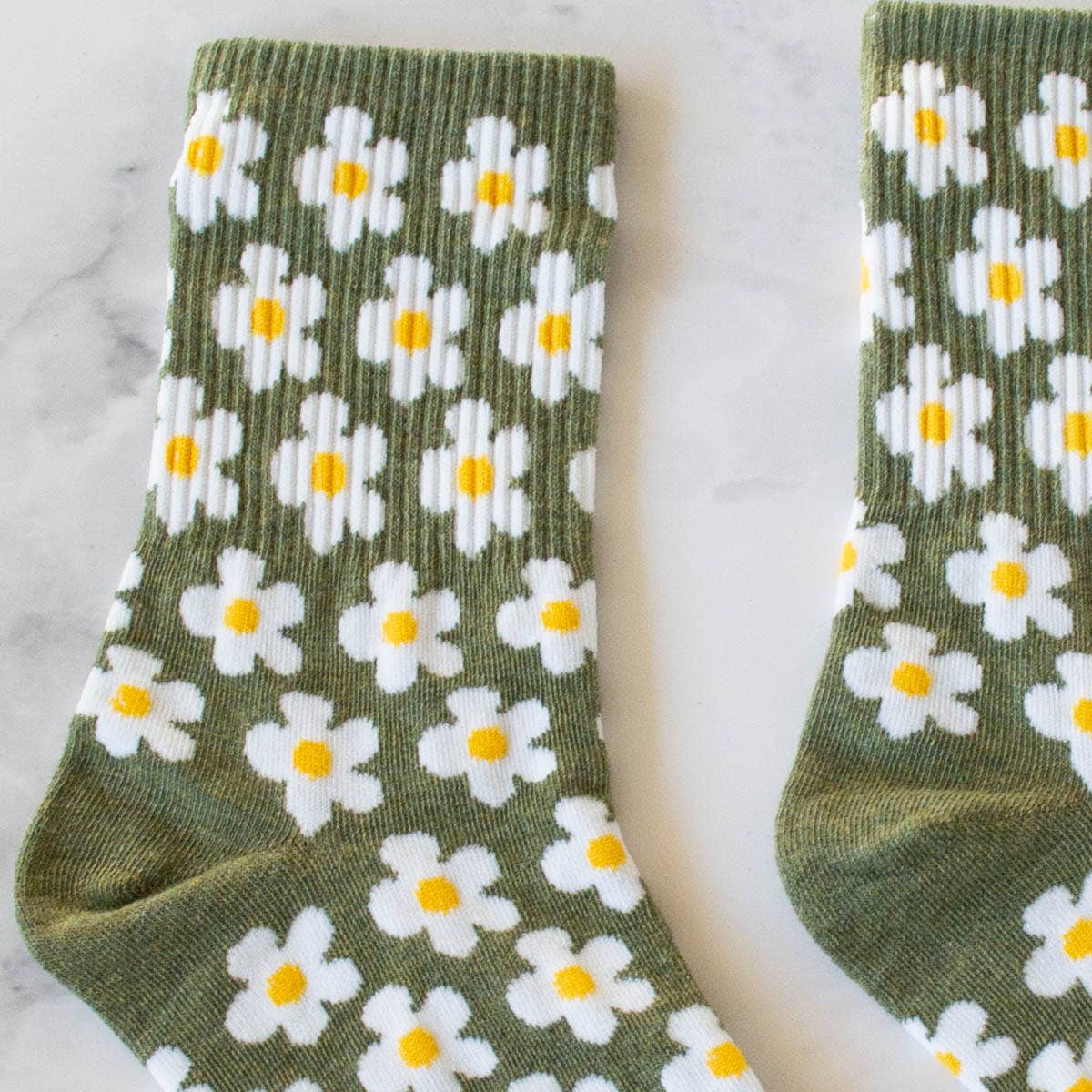 Full of Daisy Casual Socks - Set of Two