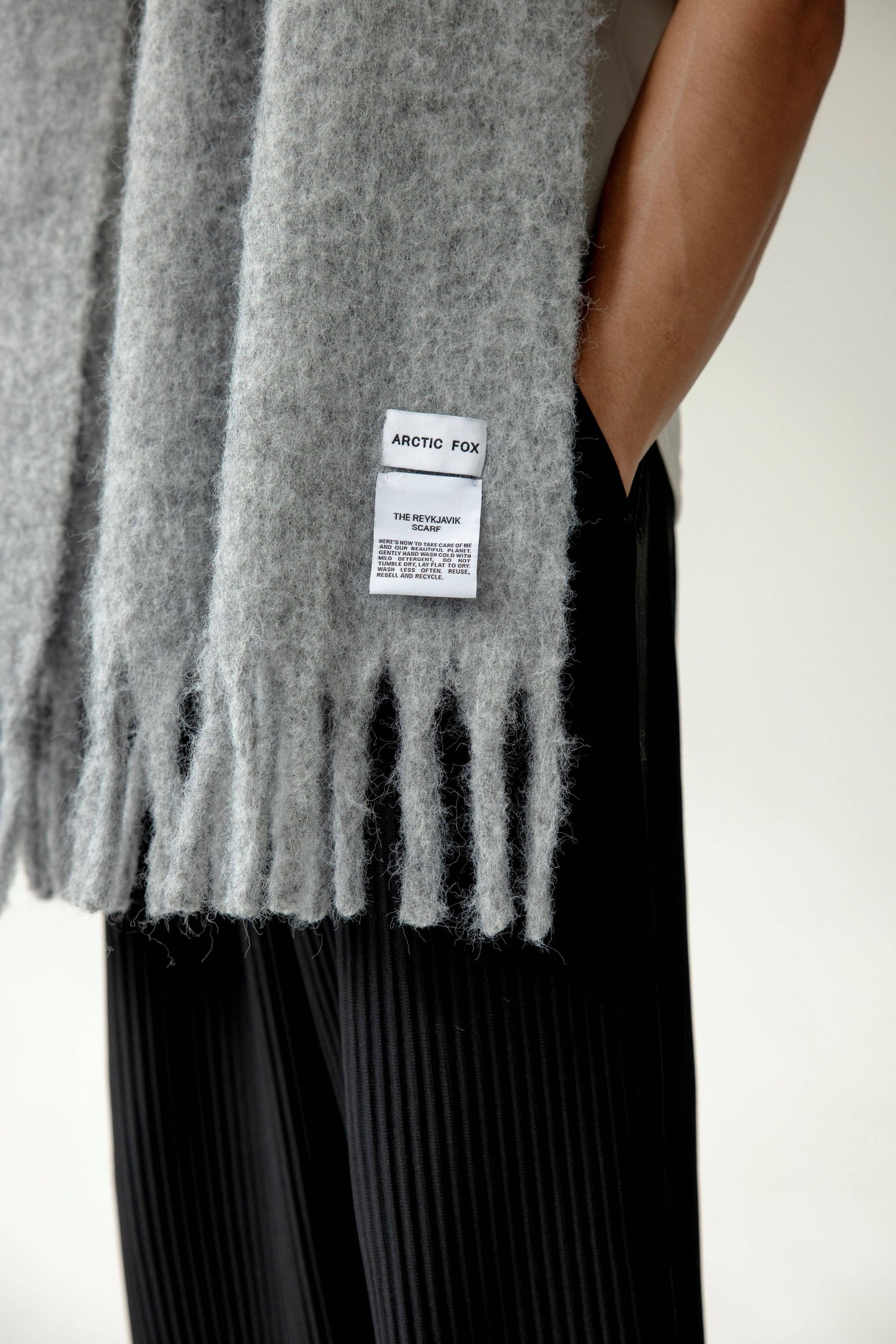 The Reykjavik Scarf with RWS Wool - Grey - AW24